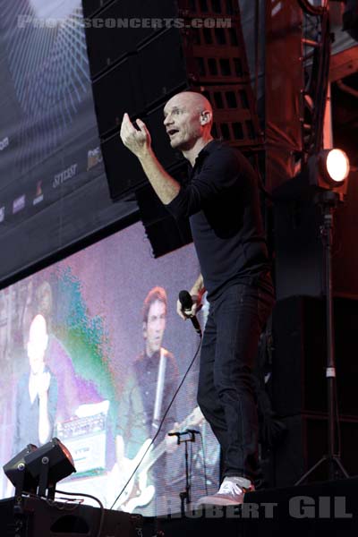 GAETAN ROUSSEL - 2014-07-18 - PARIS - Parvis de l'Hotel de Ville - 